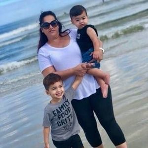 Meet your Posher, Alba